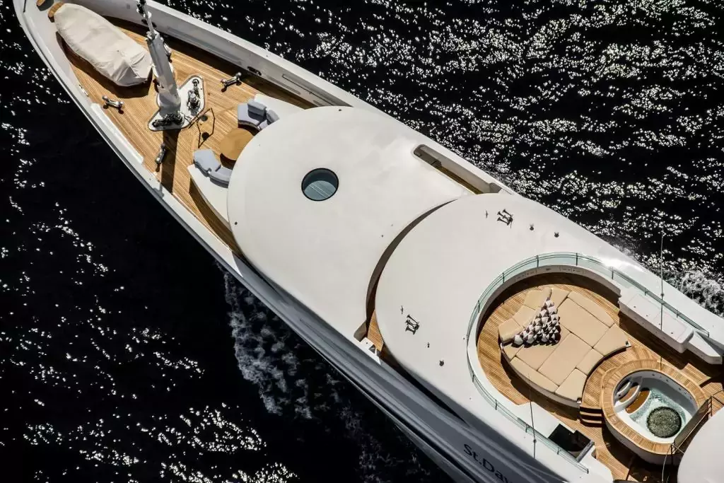 St David by Benetti - Special Offer for a private Superyacht Charter in Basse Terre with a crew