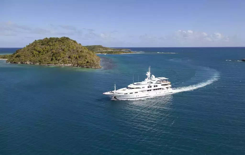 Starfire by Benetti - Top rates for a Charter of a private Superyacht in Guadeloupe