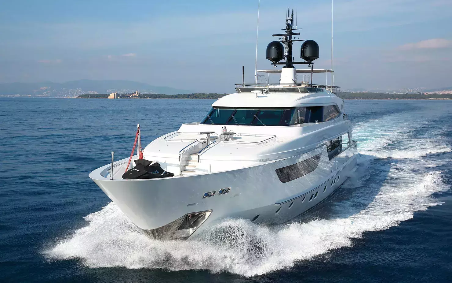 Sud by Sanlorenzo - Special Offer for a private Superyacht Rental in St Tropez with a crew