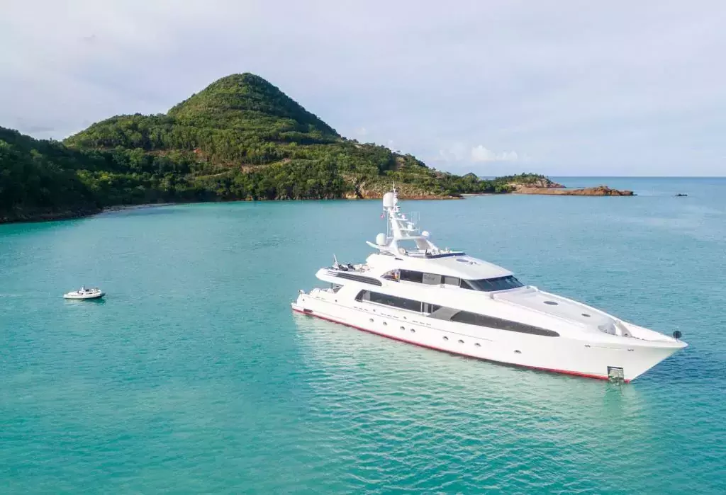 Usher by Delta Marine - Top rates for a Rental of a private Superyacht in Grenadines