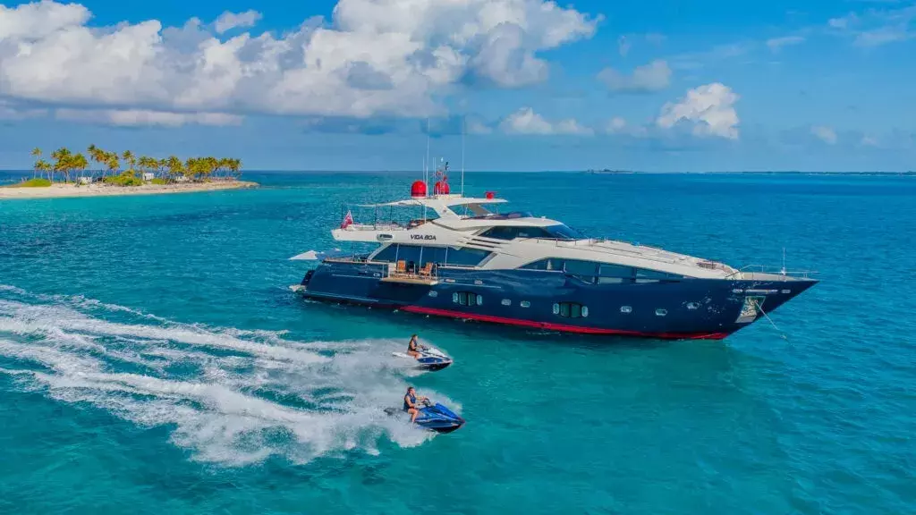 Vida Boa by Ferretti - Special Offer for a private Motor Yacht Charter in Nassau with a crew