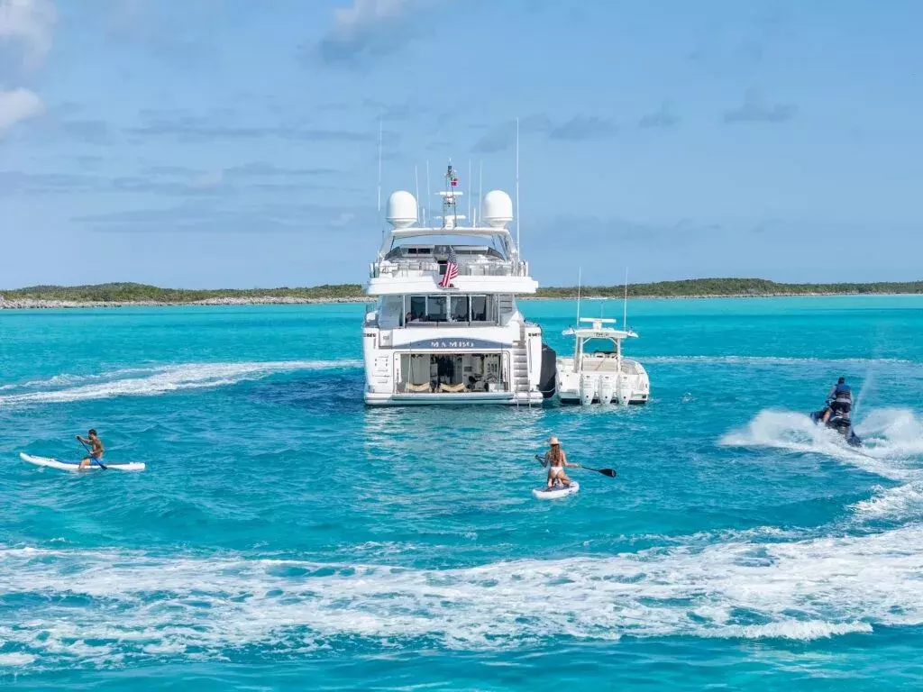 Mambo by Custom Line – Private Superyacht Charter in Abacos – Special Offer at Boatcrowd