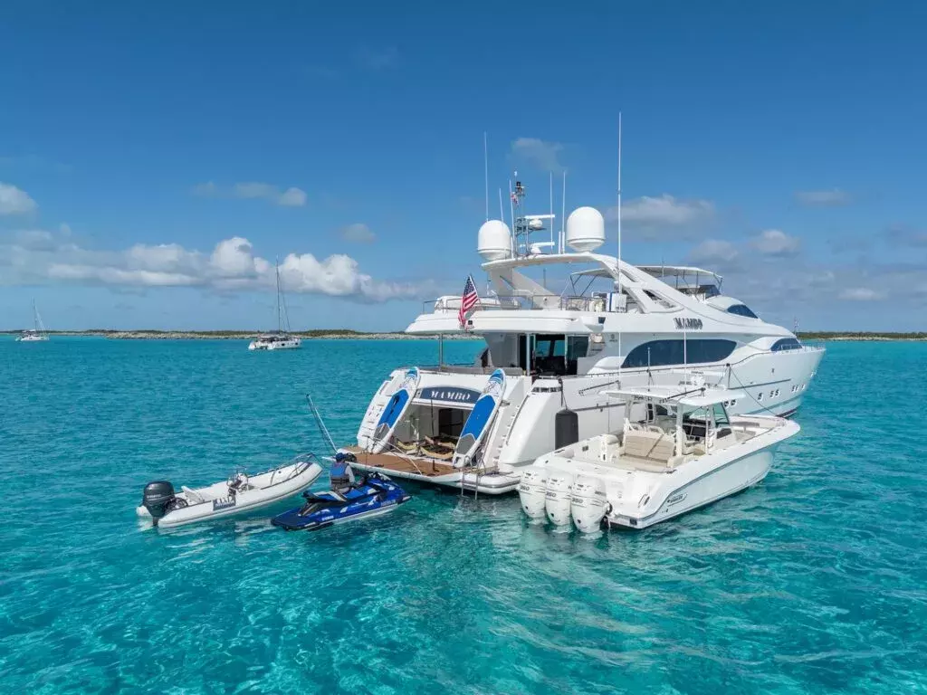 Mambo by Custom Line – Private Superyacht Charter in Abacos – Special Offer at Boatcrowd