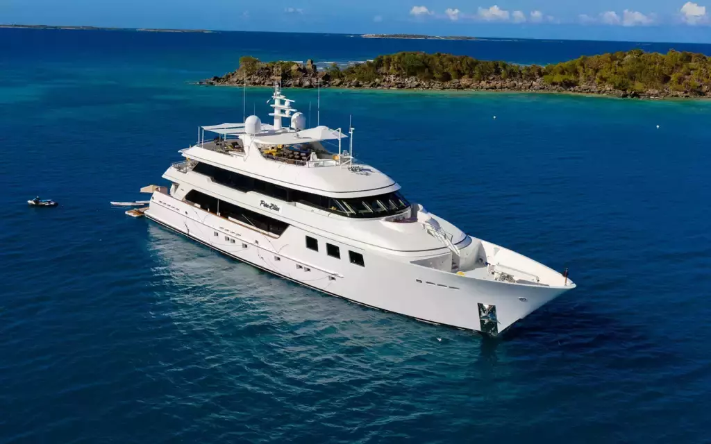 Pure Bliss by Burger Boat - Special Offer for a private Superyacht Charter in St Thomas with a crew