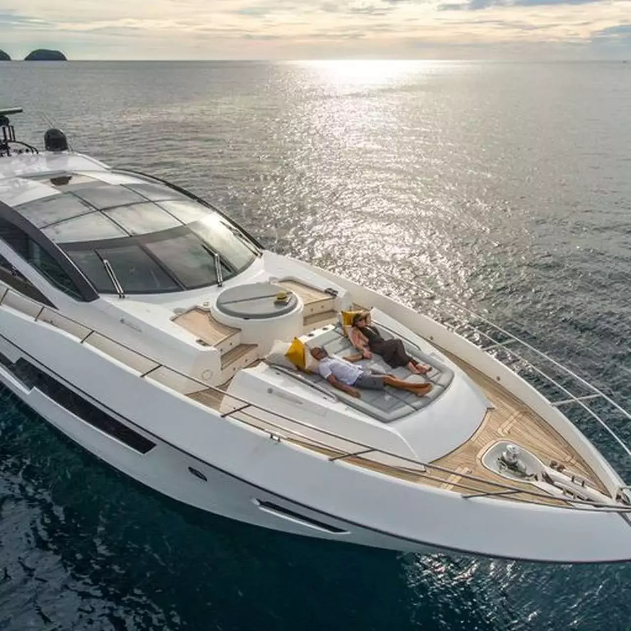 rent a yacht in costa rica