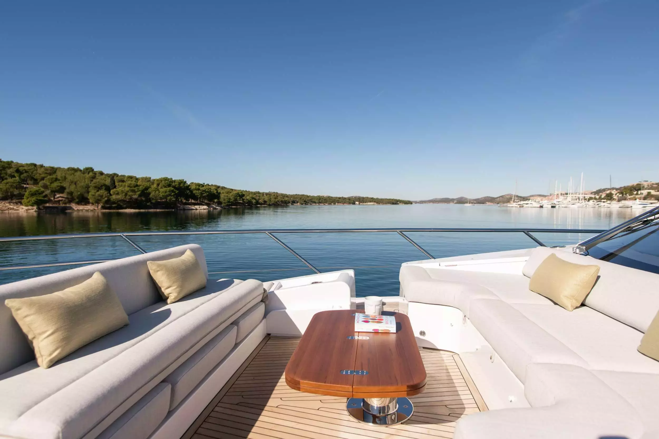 Alibaba by Azimut - Special Offer for a private Motor Yacht Charter in Sibenik with a crew
