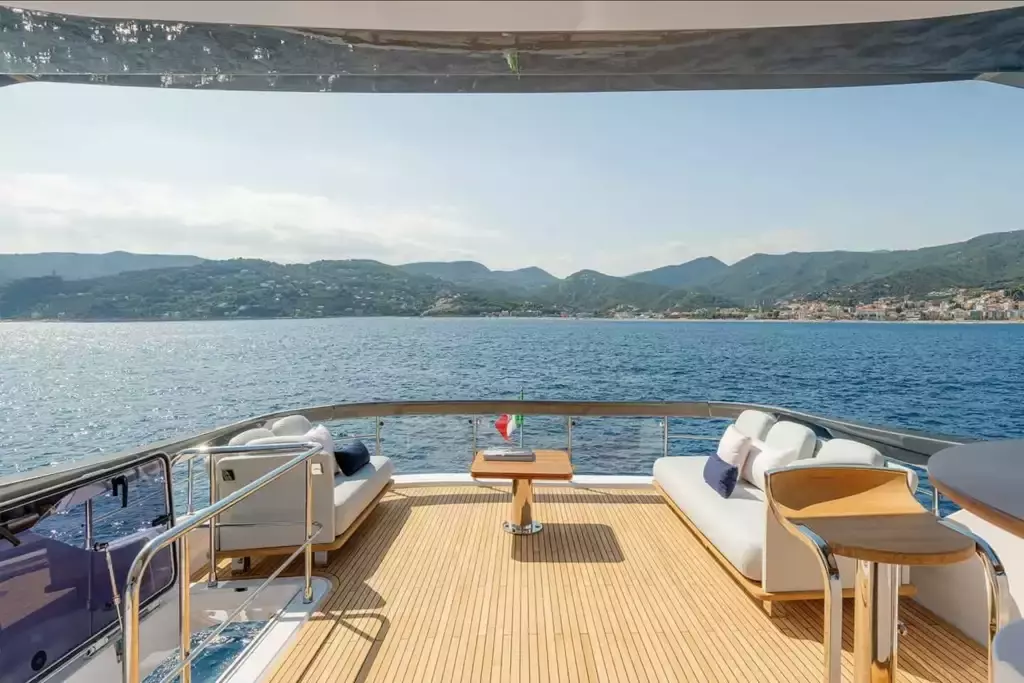 AZ 78 by Azimut - Special Offer for a private Motor Yacht Charter in Tribunj with a crew