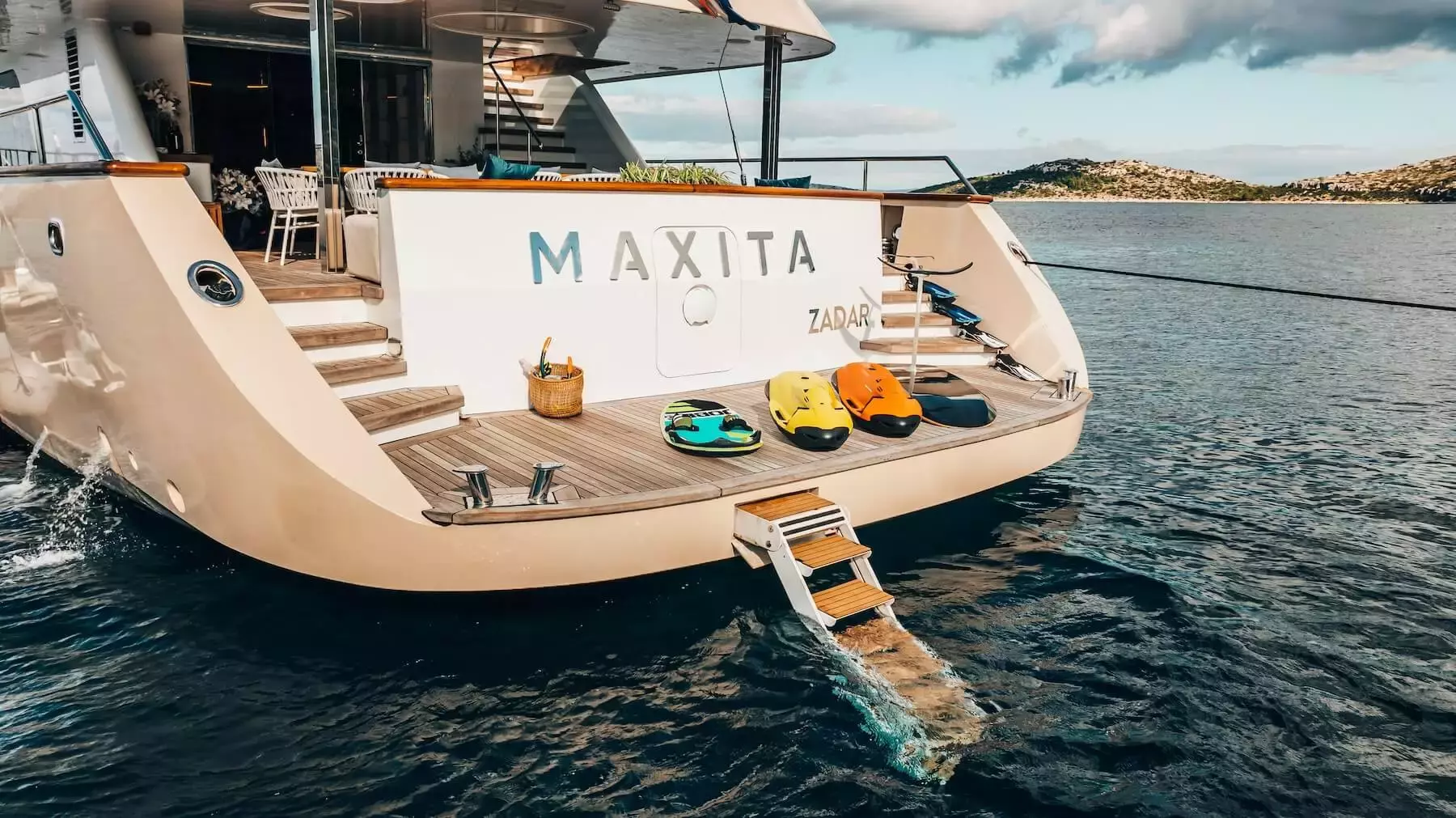 Maxita by Custom Made - Special Offer for a private Superyacht Rental in Rogoznica with a crew