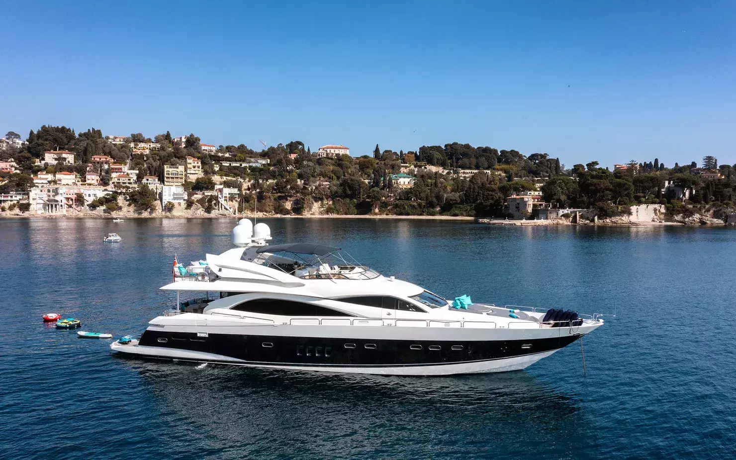 Excelerate Z by Sunseeker - Special Offer for a private Motor Yacht Charter in Sardinia with a crew