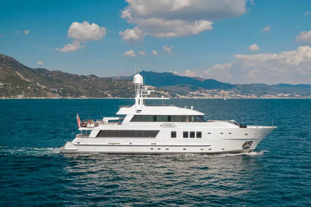 Atom by Inace Yachts - Special Offer for a private Motor Yacht Charter in Naples with a crew