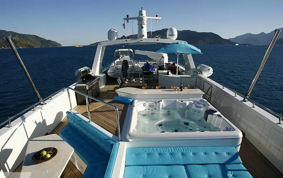 Apna by Saba Yacht - Special Offer for a private Motor Yacht Charter in Zadar with a crew
