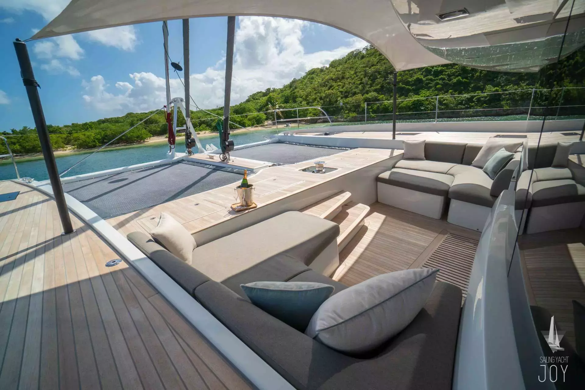 Joy II by Lagoon - Special Offer for a private Luxury Catamaran Charter in Nadi with a crew