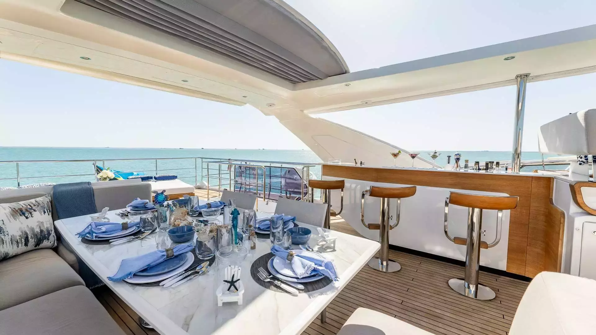 4 Play by Azimut - Special Offer for a private Motor Yacht Charter in Nassau with a crew