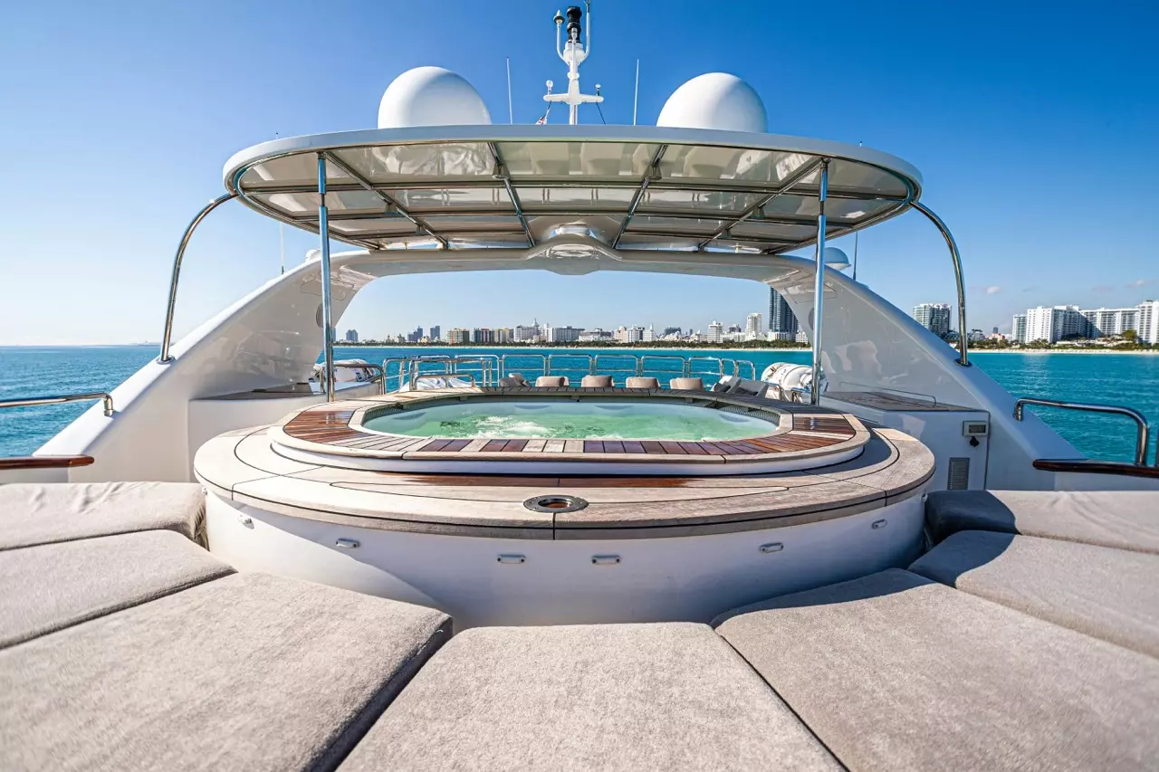 Arthur's Way by Benetti - Top rates for a Charter of a private Superyacht in Turks and Caicos