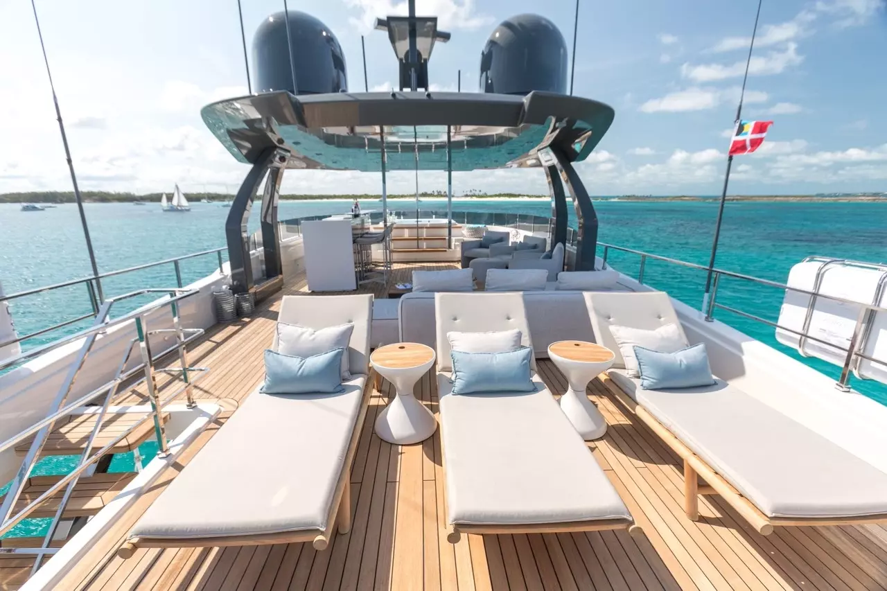 Eros by Ferretti - Special Offer for a private Superyacht Charter in St Thomas with a crew