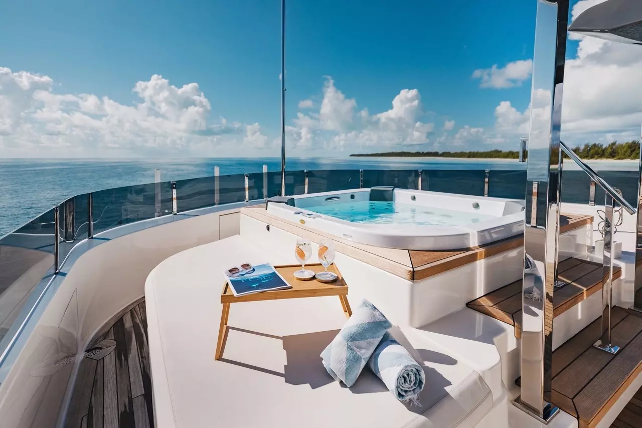 Eros by Ferretti - Special Offer for a private Superyacht Charter in St Vincent with a crew
