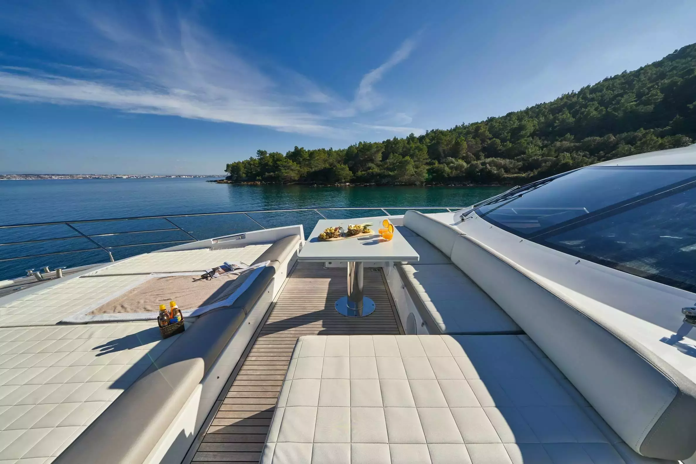 Relax of Croatia by Azimut - Special Offer for a private Motor Yacht Charter in Dubrovnik with a crew