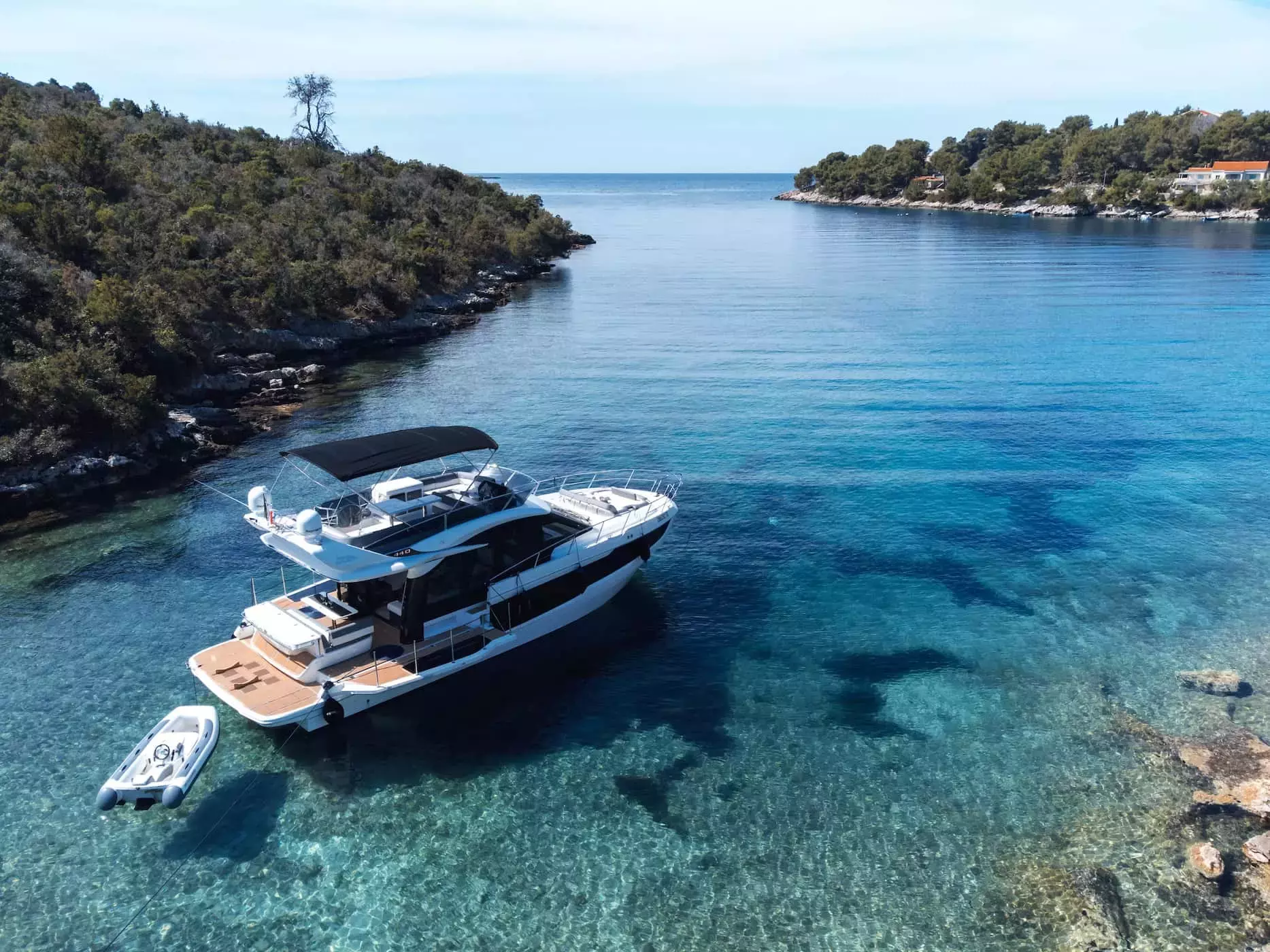 FG Star mini by Galeon - Special Offer for a private Motor Yacht Charter in Split with a crew