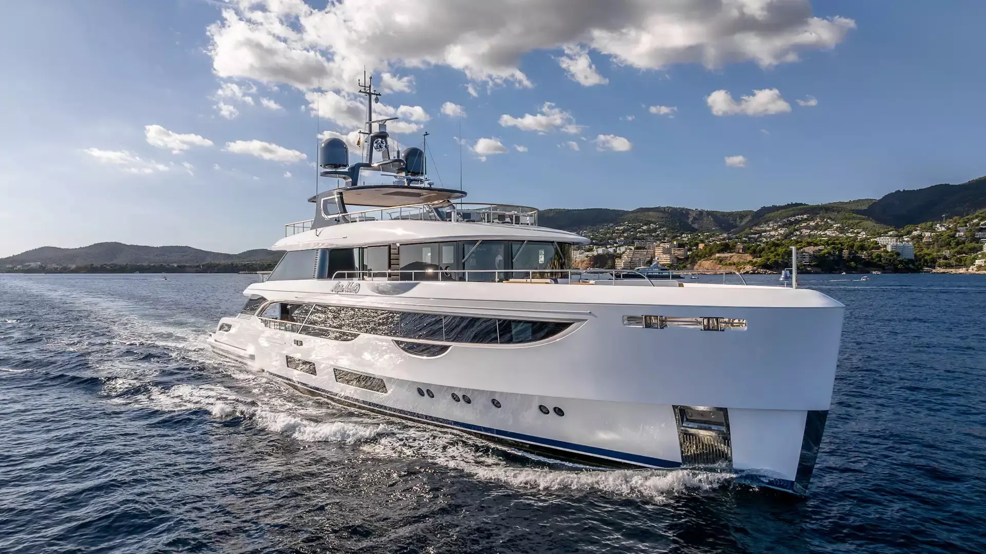Alpha Waves by Benetti - Special Offer for a private Superyacht Charter in Nice with a crew