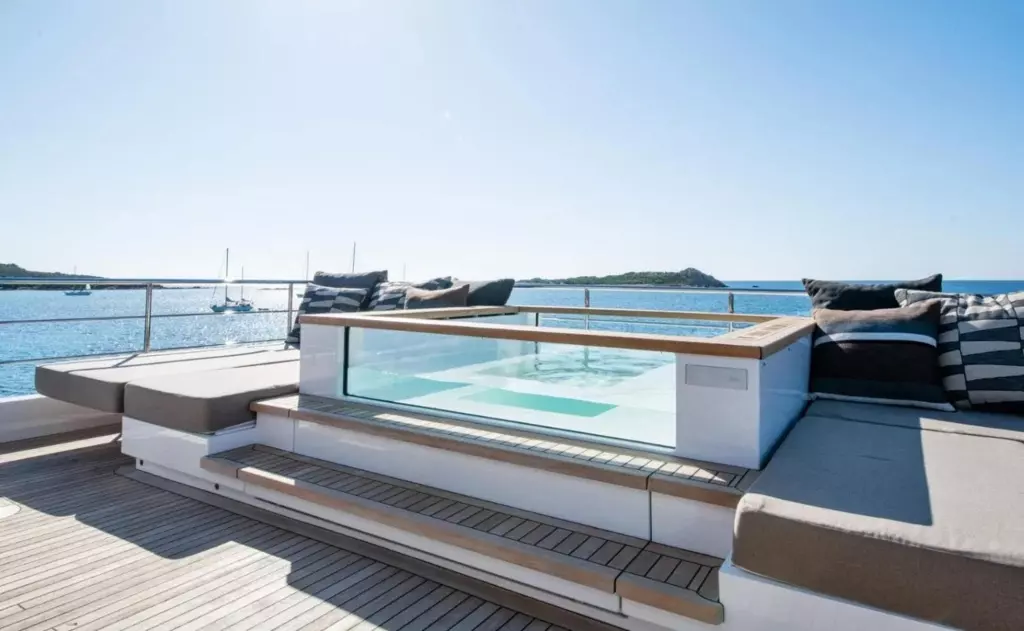 Sassa La Mare by Cantiere Delle Marche - Special Offer for a private Superyacht Charter in St Tropez with a crew