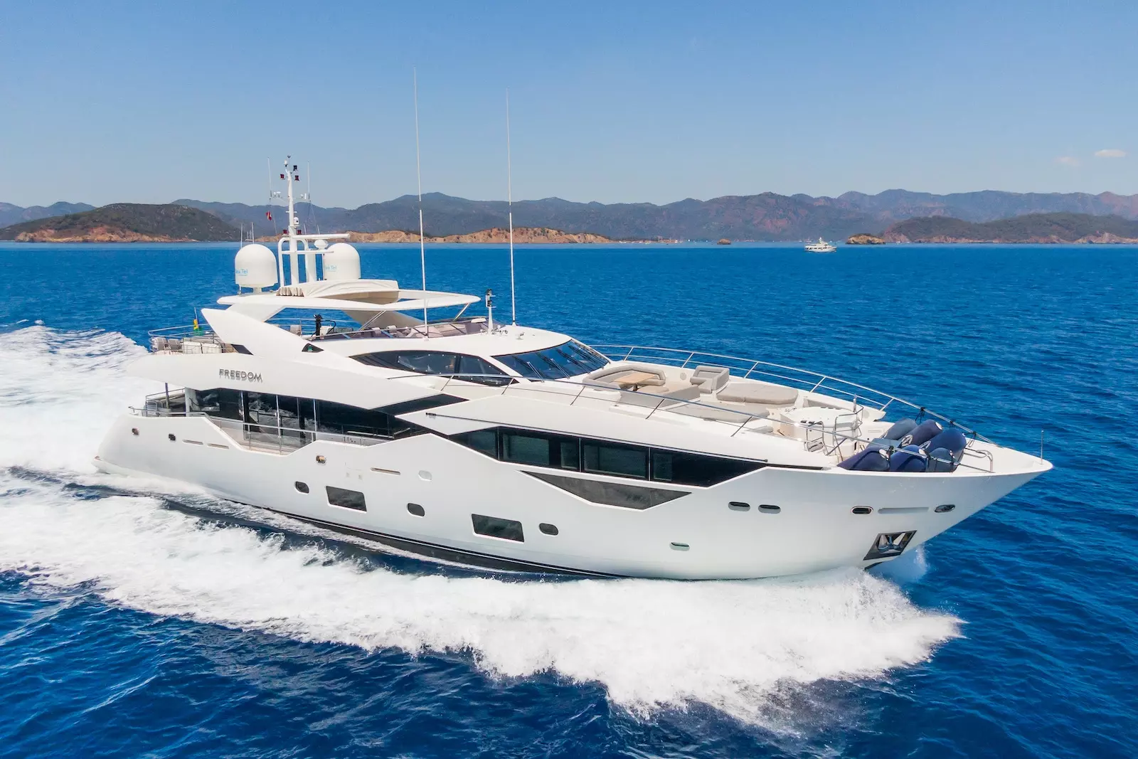 Freedom by Sunseeker - Special Offer for a private Superyacht Charter in Corfu with a crew