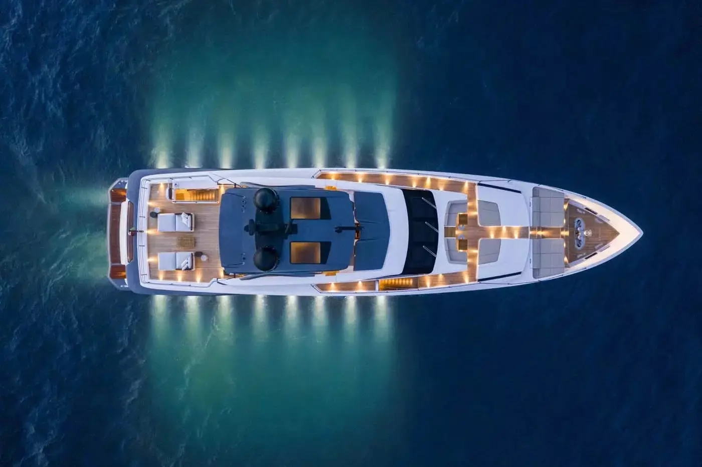 Marican Forever by Ferretti - Special Offer for a private Superyacht Charter in Naples with a crew