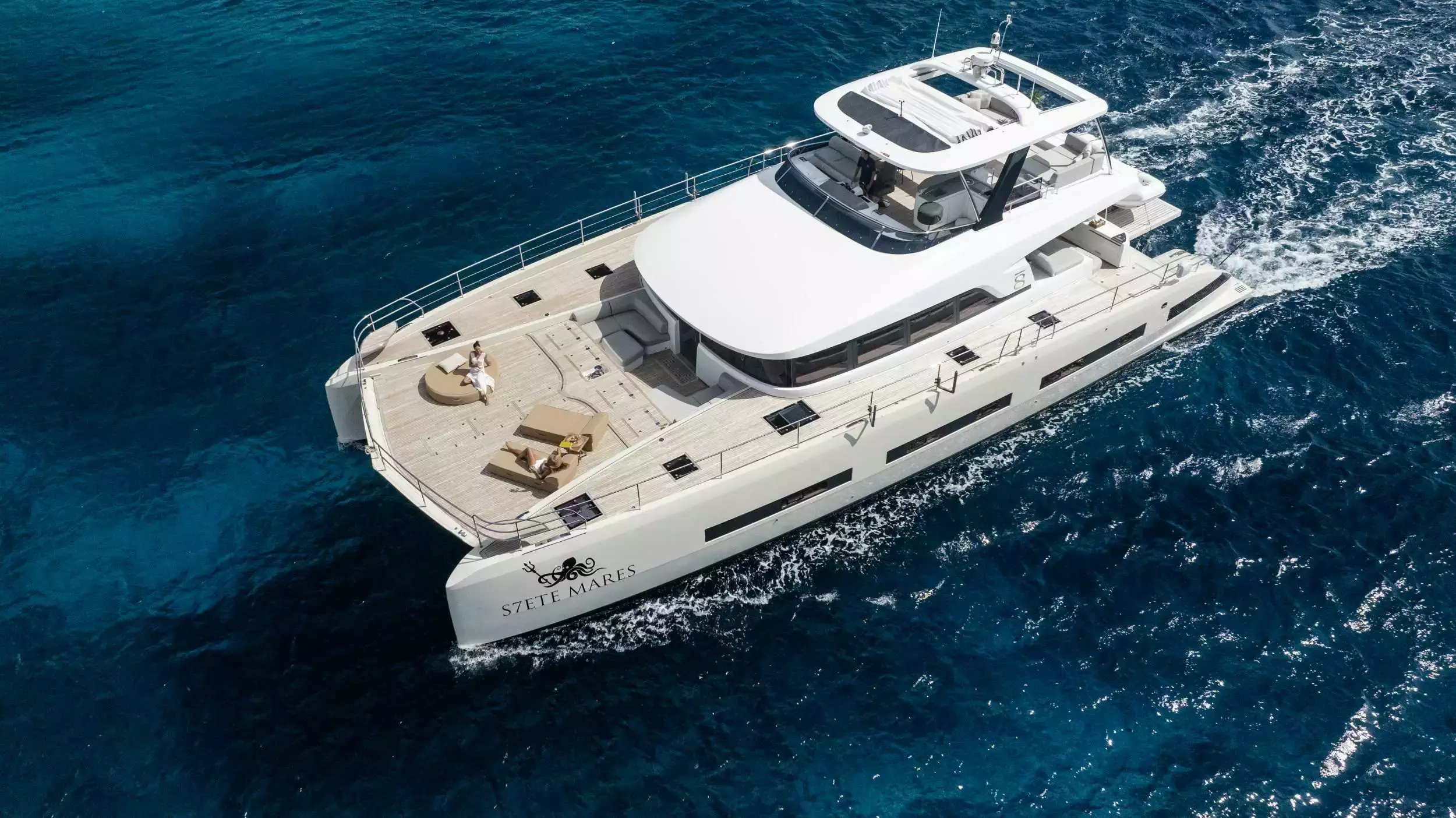 Siete Mares by Lagoon - Private Luxury Catamaran Charter in USVI – Special Offer at Boatcrowd