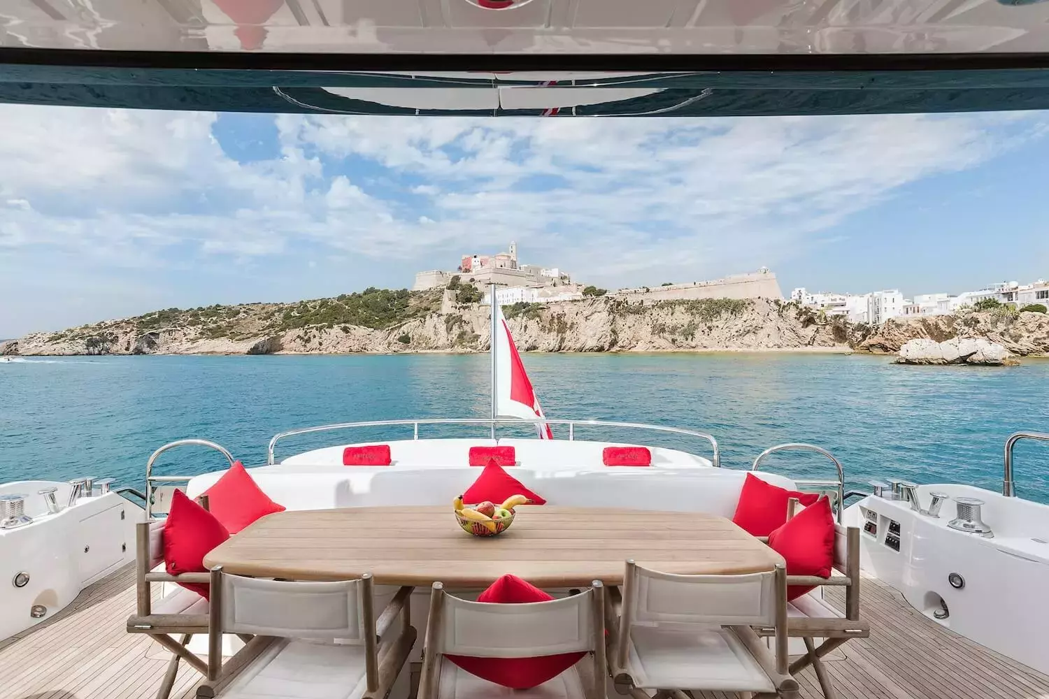 Palumba by Sunseeker - Top rates for a Charter of a private Motor Yacht in Monaco