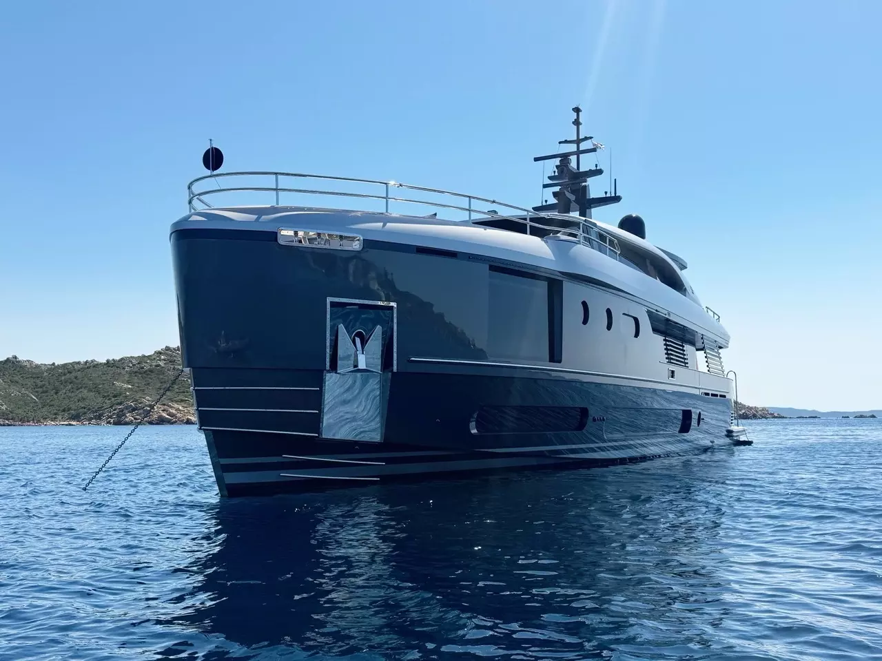 Alma III by Azimut - Special Offer for a private Superyacht Charter in Sardinia with a crew