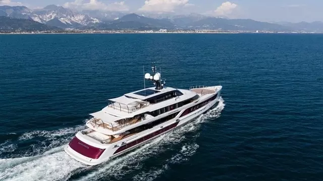 Quinta Essentia by Vripack - Top rates for a Charter of a private Superyacht in United Arab Emirates