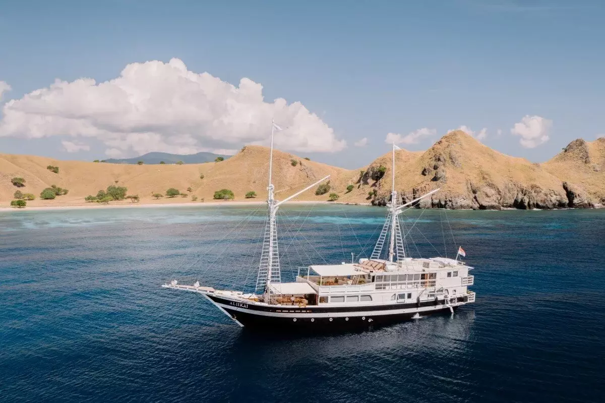 Aliikai by Pak Haji Baso - Special Offer for a private Superyacht Charter in Bali with a crew