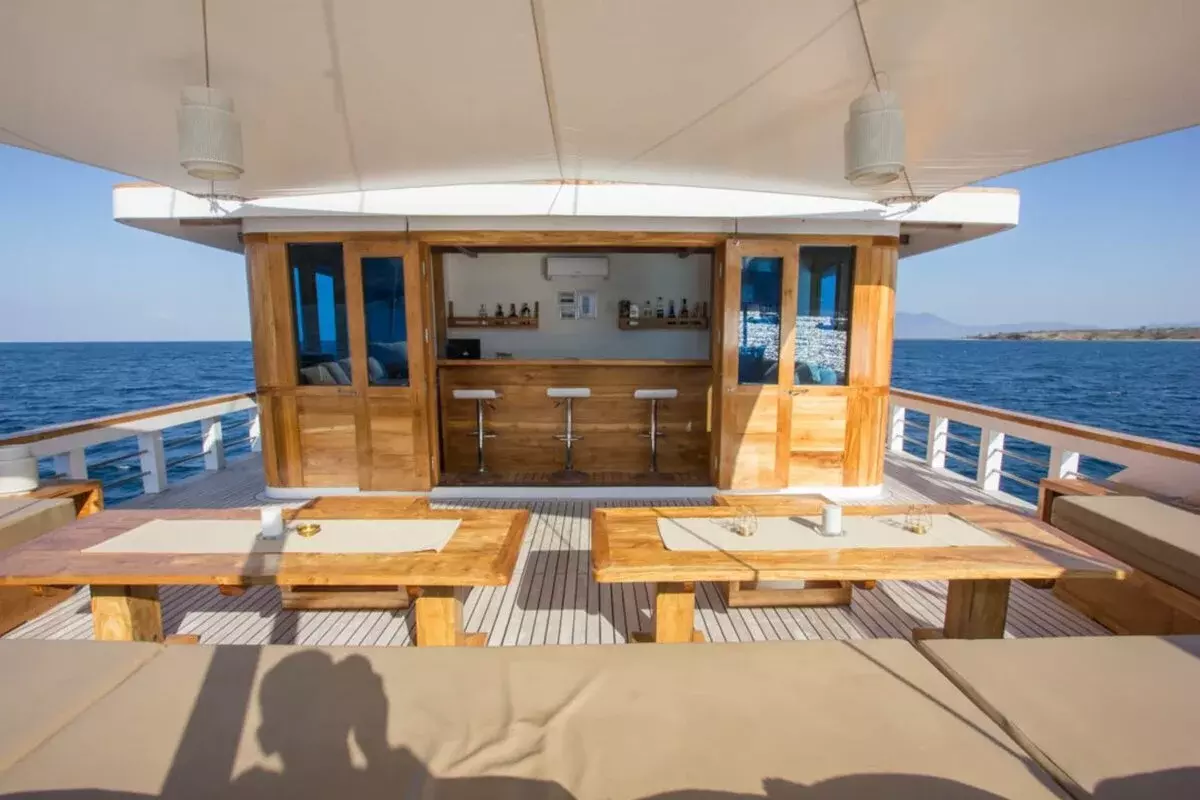 Fenides by Phinisi - Special Offer for a private Motor Sailer Charter in Komodo with a crew