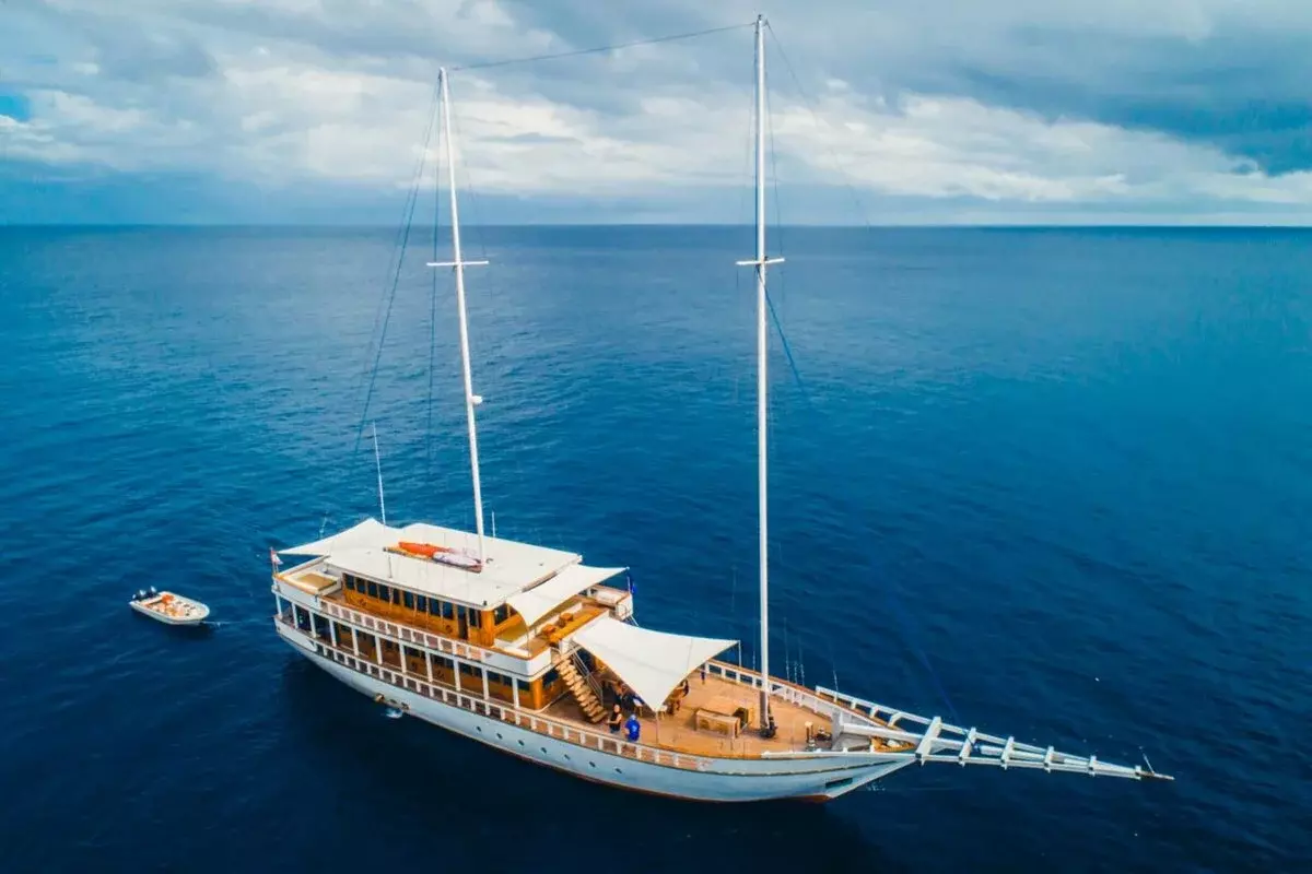 Fenides by Phinisi - Special Offer for a private Motor Sailer Charter in Lombok with a crew