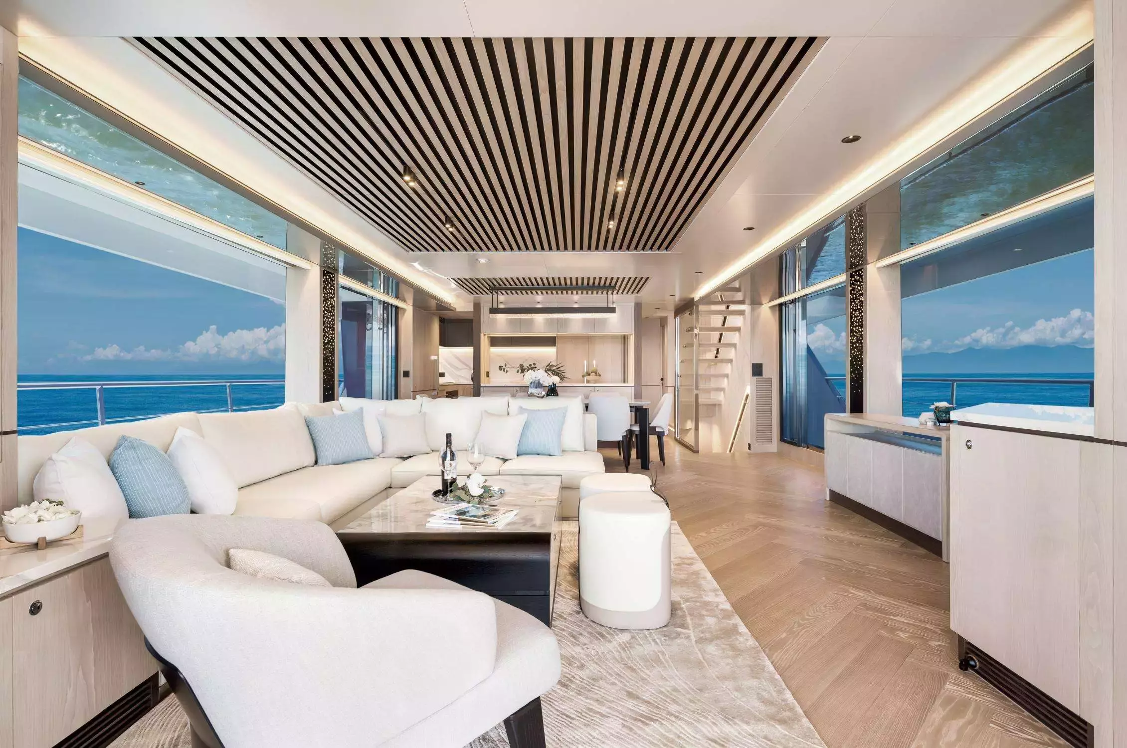 Aura by Horizon - Special Offer for a private Superyacht Charter in Gold Coast with a crew