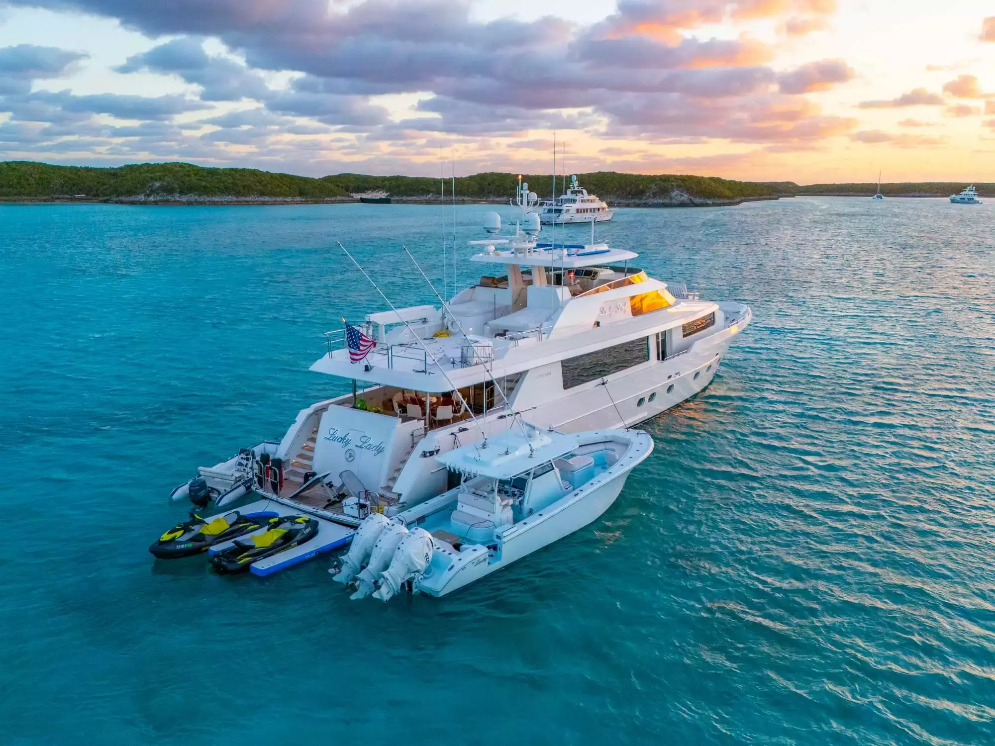 Lucky Lady by Westport - Special Offer for a private Superyacht Charter in Providenciales with a crew