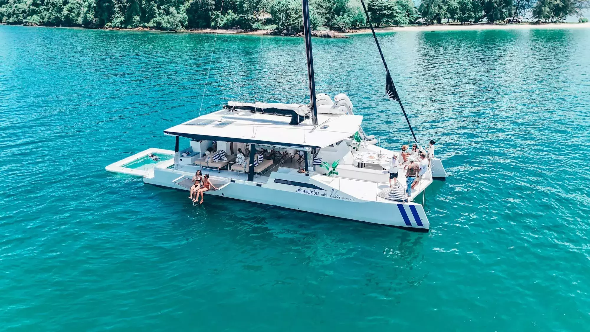 Satisfaction by Custom Made – Private Sailing Catamaran Charter in Koh Samui – Special Offer at Boatcrowd