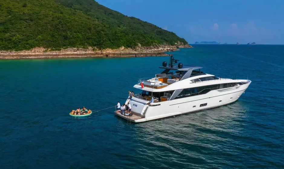 SL90 by Sanlorenzo - Private Motor Yacht Charter in Hong Kong – Special Offer at Boatcrowd