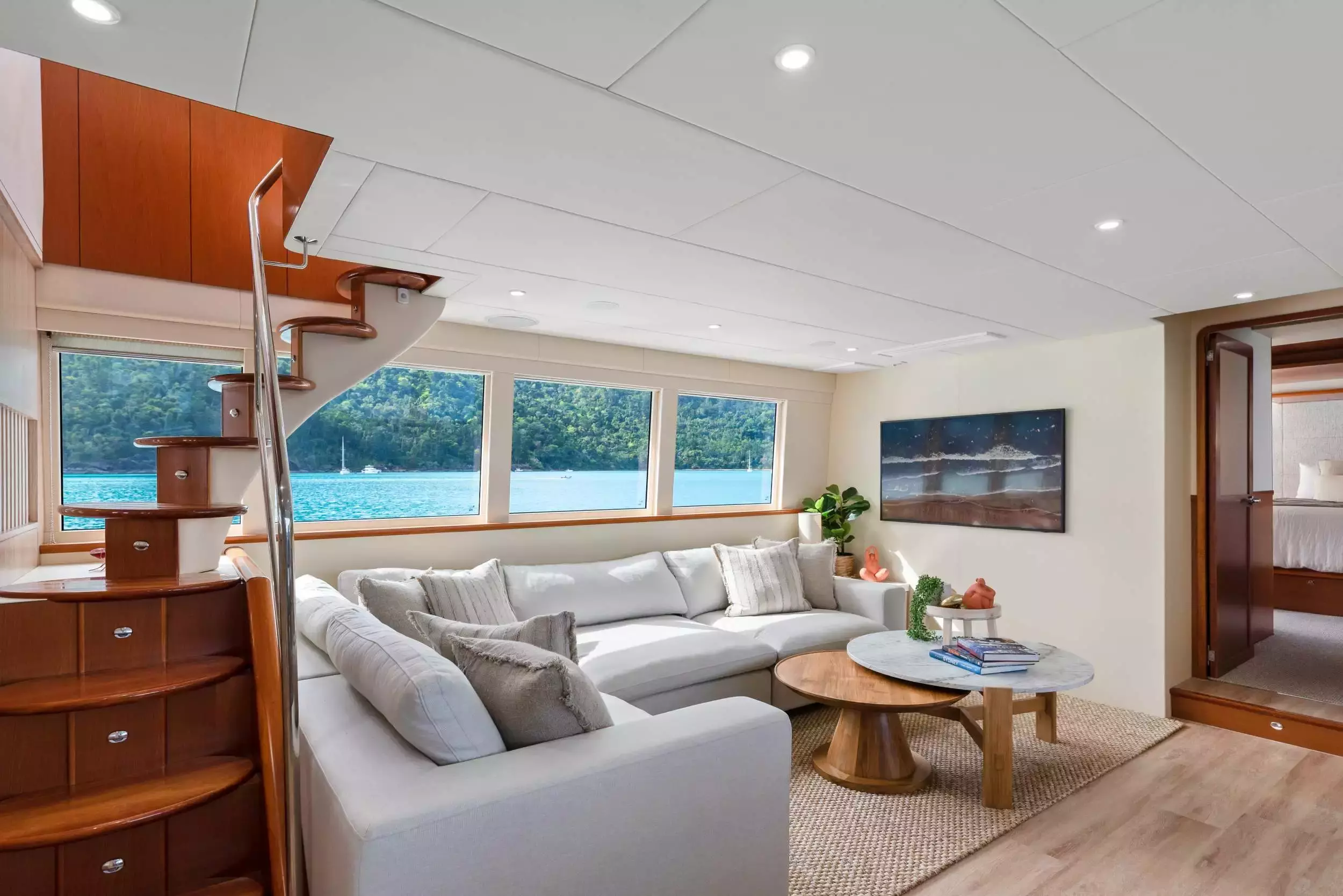 Segara by Custom Made – Private Motor Yacht Charter in Gold Coast – Special Offer at Boatcrowd