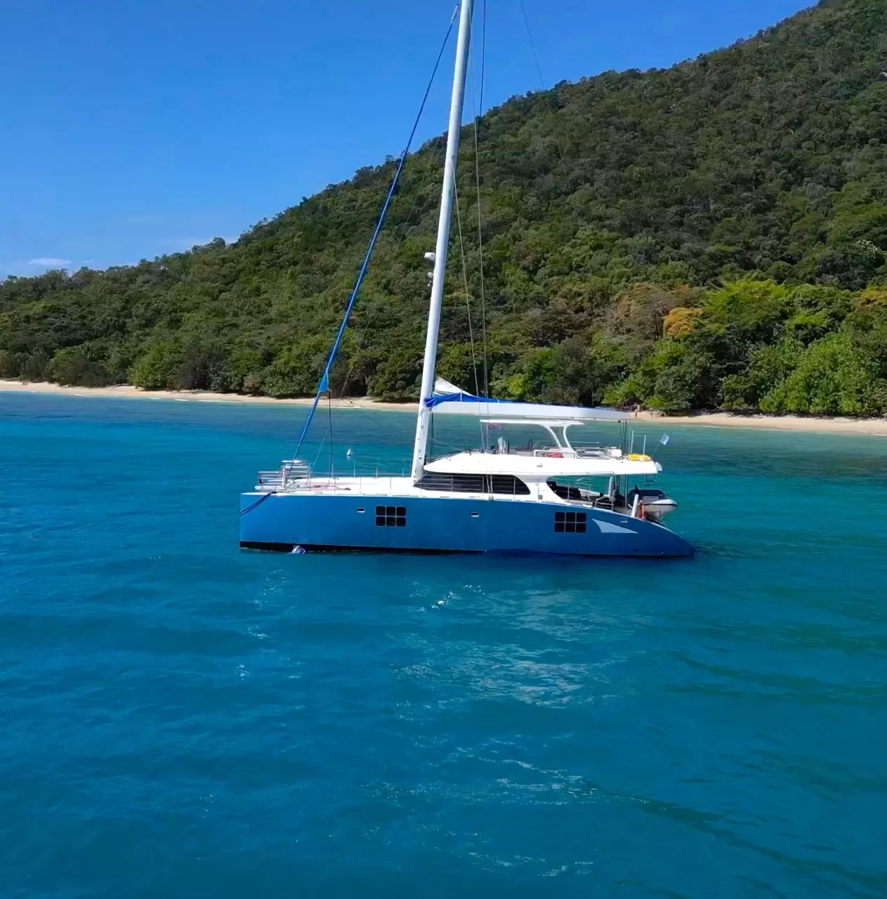 Feng by Sunreef Yachts – Private Sailing Catamaran Charter in Sydney – Special Offer at Boatcrowd
