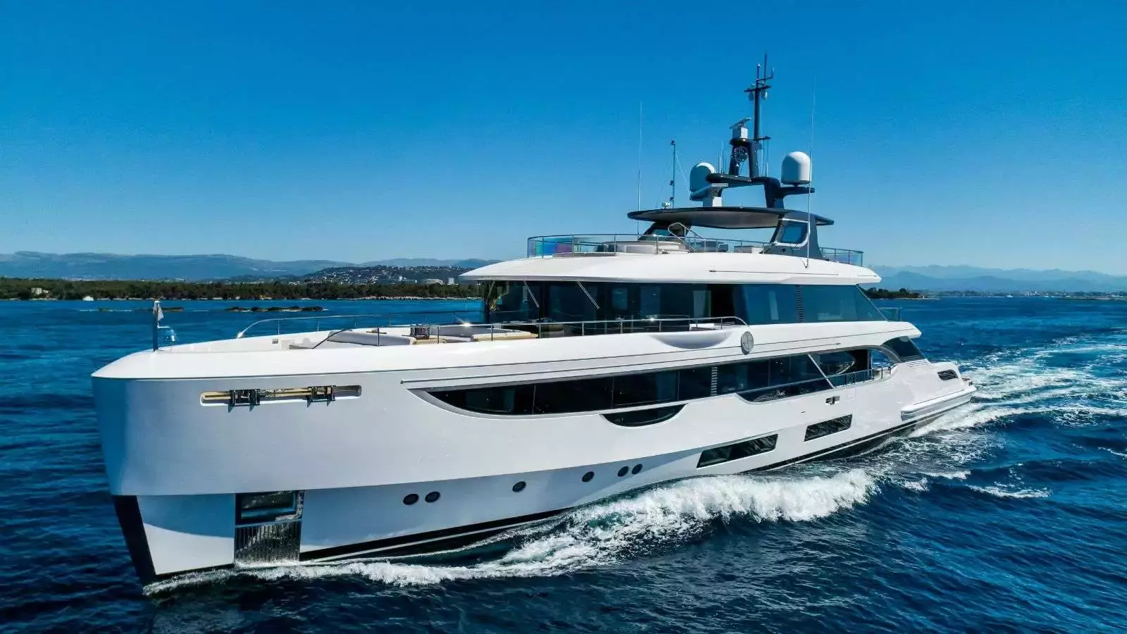 Northern Escape by Benetti - Private Superyacht Charter in New Zealand – Special Offer at Boatcrowd