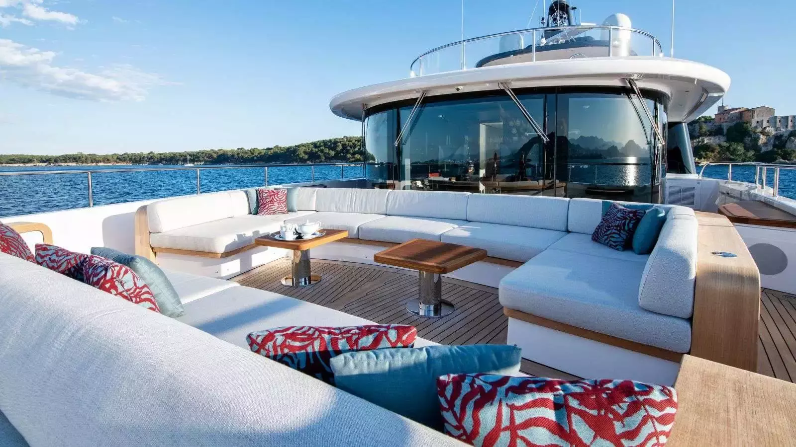 Northern Escape by Benetti - Private Superyacht Charter in New Zealand – Special Offer at Boatcrowd