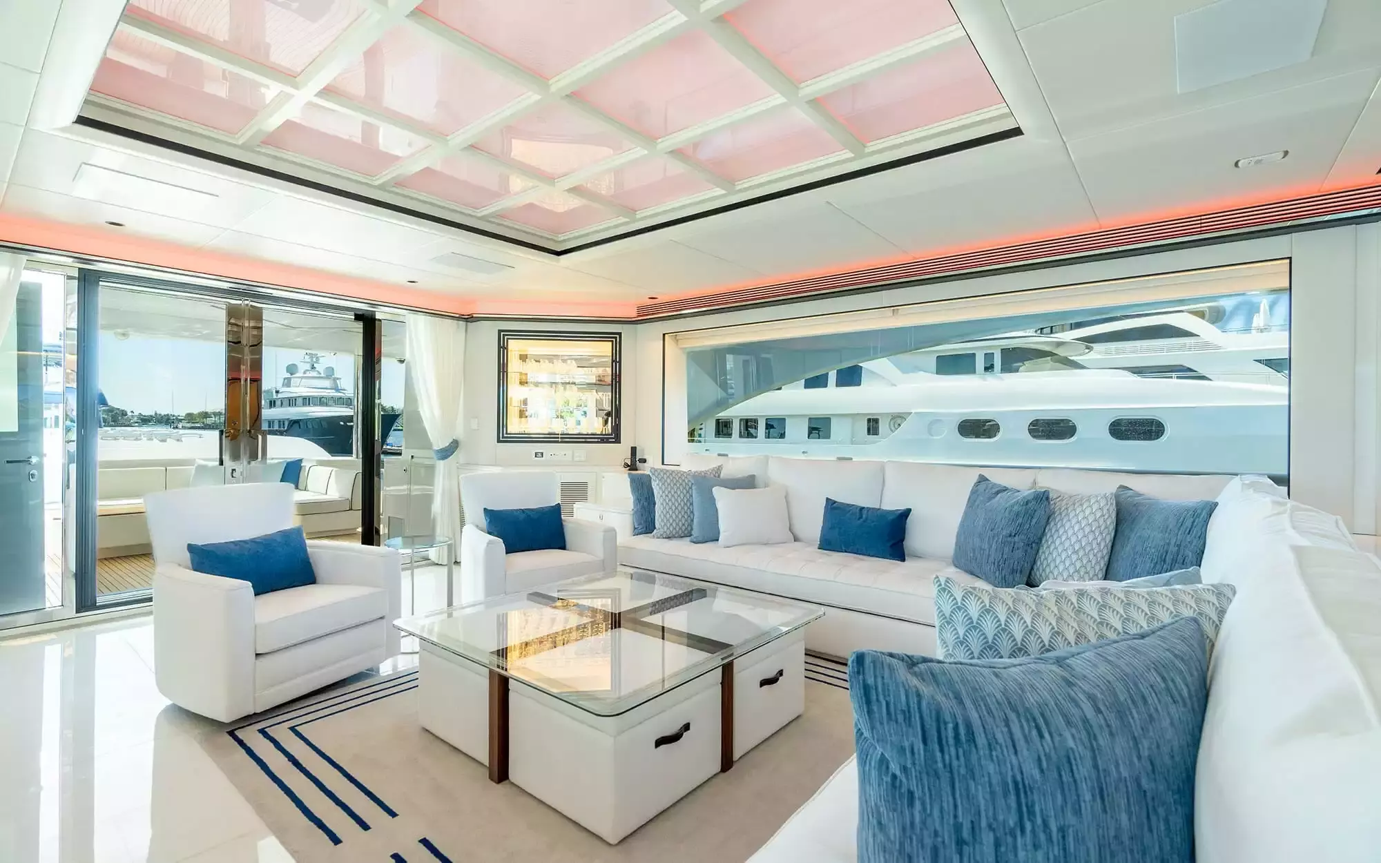 Miss Michelle by Horizon - Private Superyacht Charter in Turks and Caicos – Special Offer at Boatcrowd