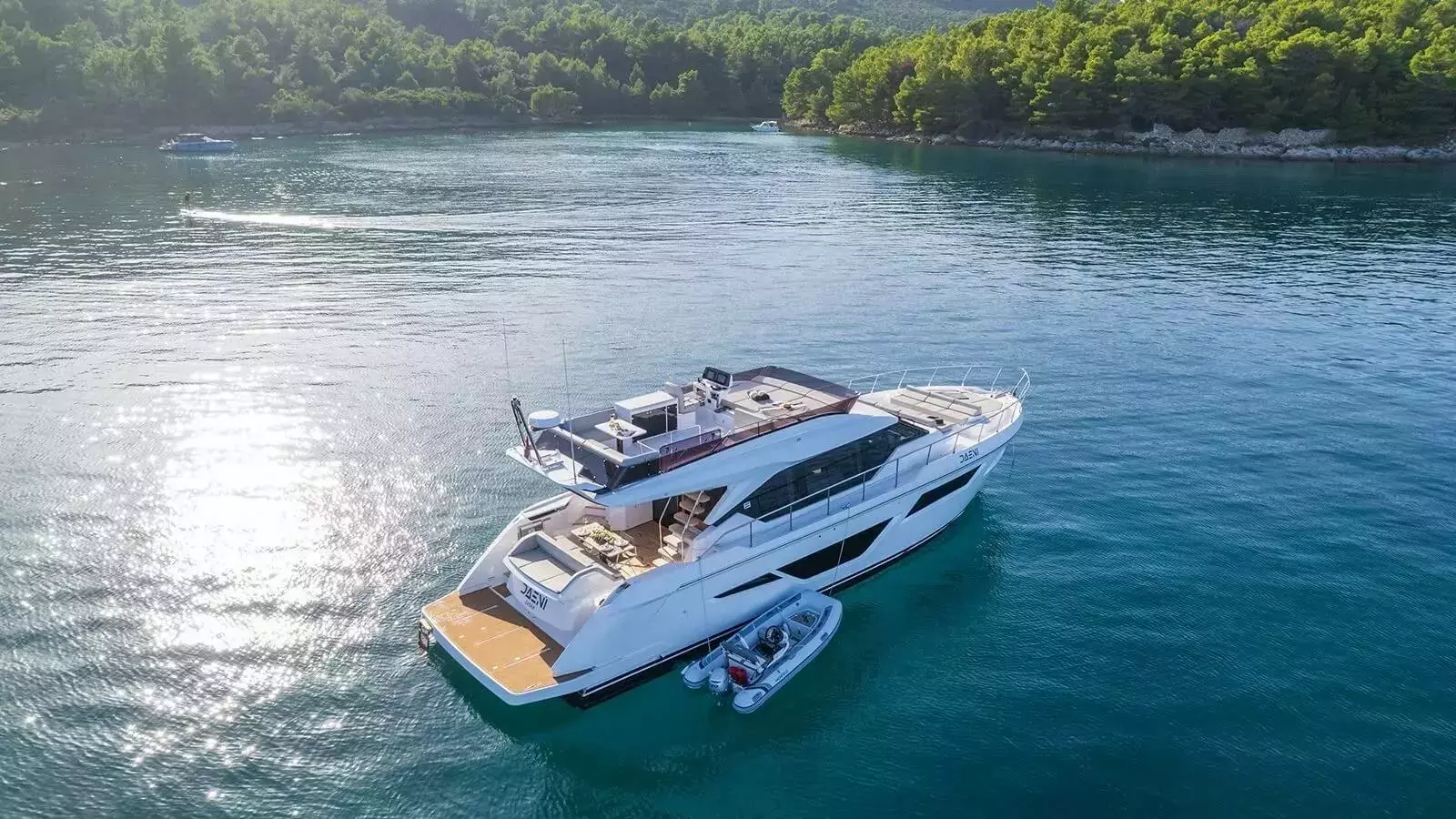 Daeni by Ferretti – Private Motor Yacht Charter in Dubrovnik – Special Offer at Boatcrowd