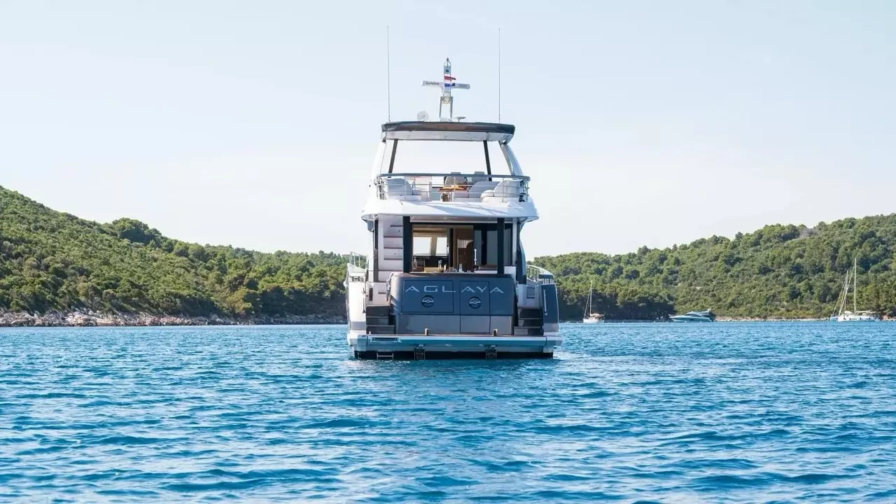 Aglaya by Azimut – Private Motor Yacht Charter in Dubrovnik – Special Offer at Boatcrowd