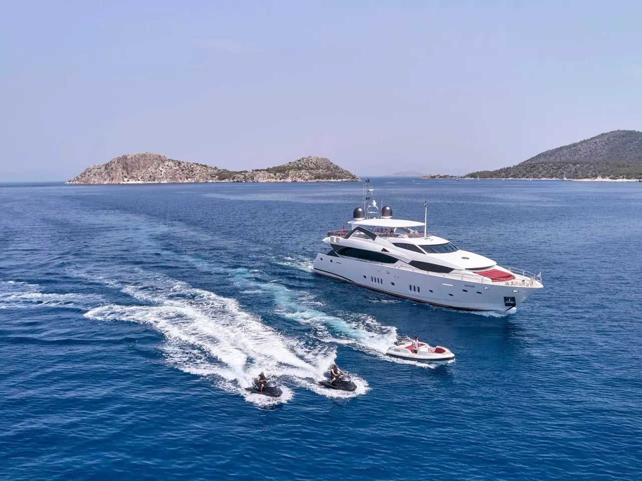 White Pearl I by Sunseeker – Private Superyacht Charter in Lefkada – Special Offer at Boatcrowd