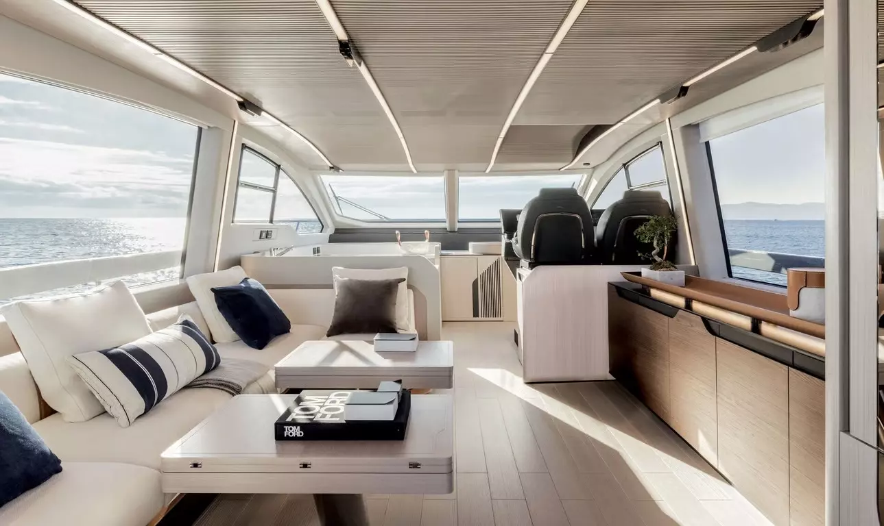 Ale II by Azimut - Private Motor Yacht Charter in Malta – Special Offer at Boatcrowd