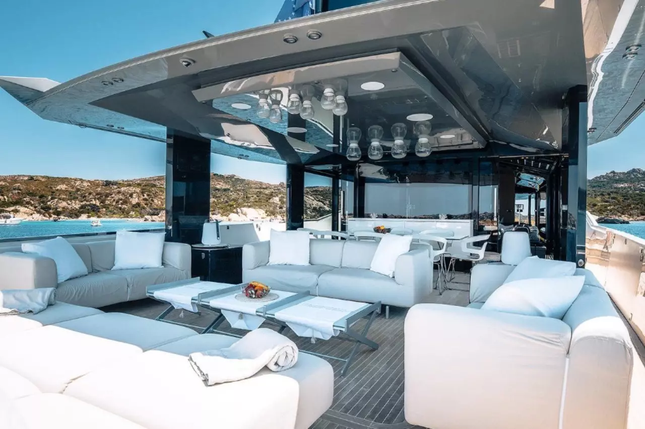 Pangea II by Arcadia – Private Motor Yacht Charter in Sardinia – Special Offer at Boatcrowd