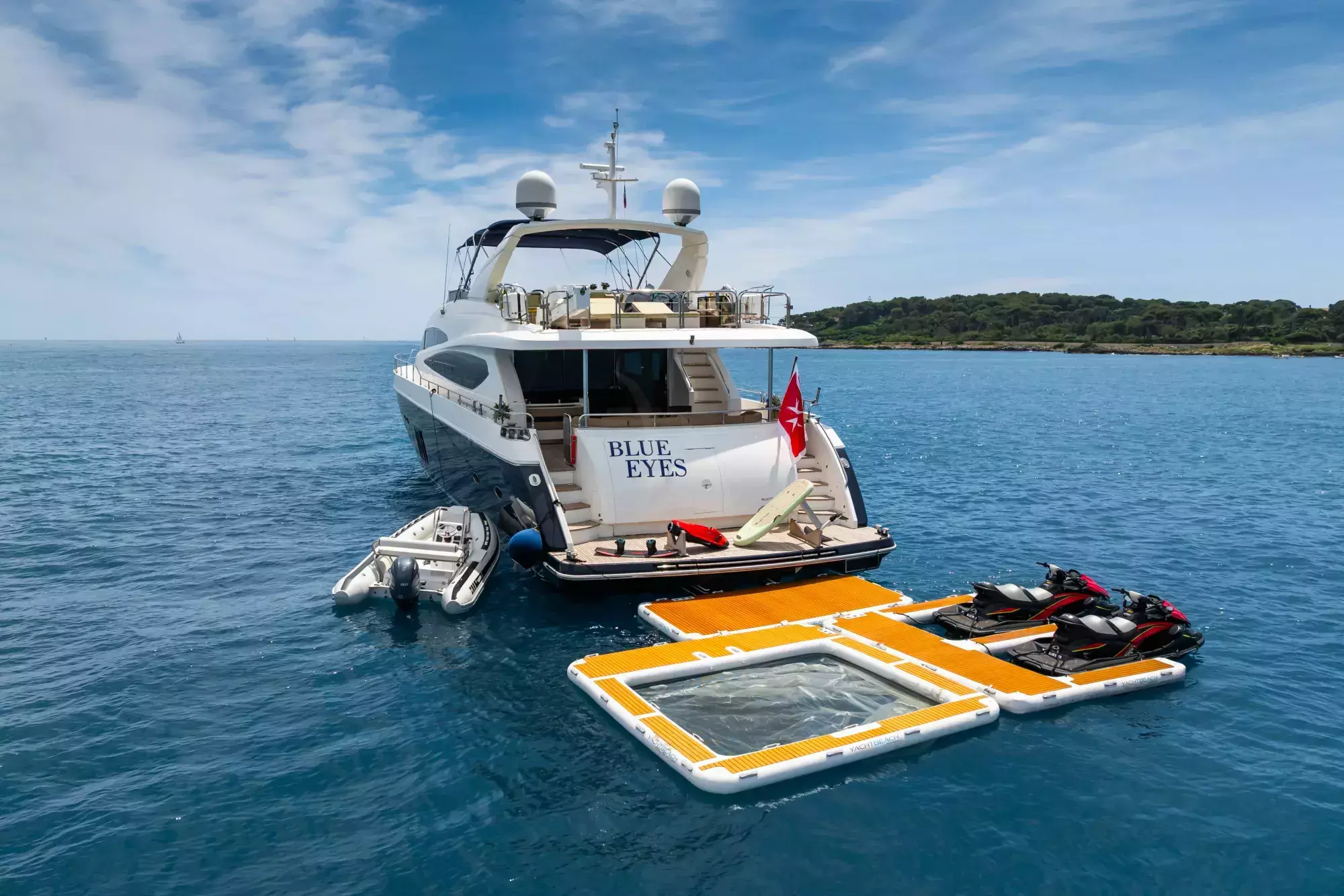 Blue Eyes by Princess – Private Motor Yacht Charter in Sardinia – Special Offer at Boatcrowd