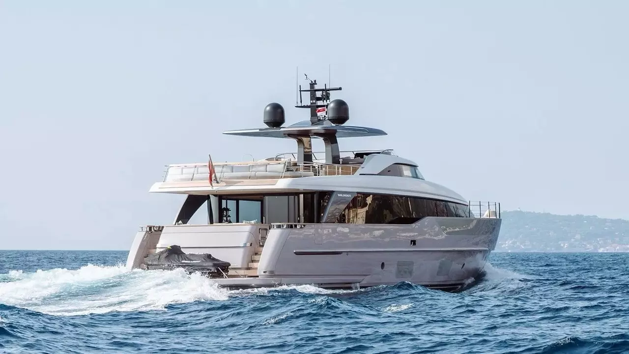 Sal by Sanlorenzo – Private Motor Yacht Charter in Mallorca – Special Offer at Boatcrowd