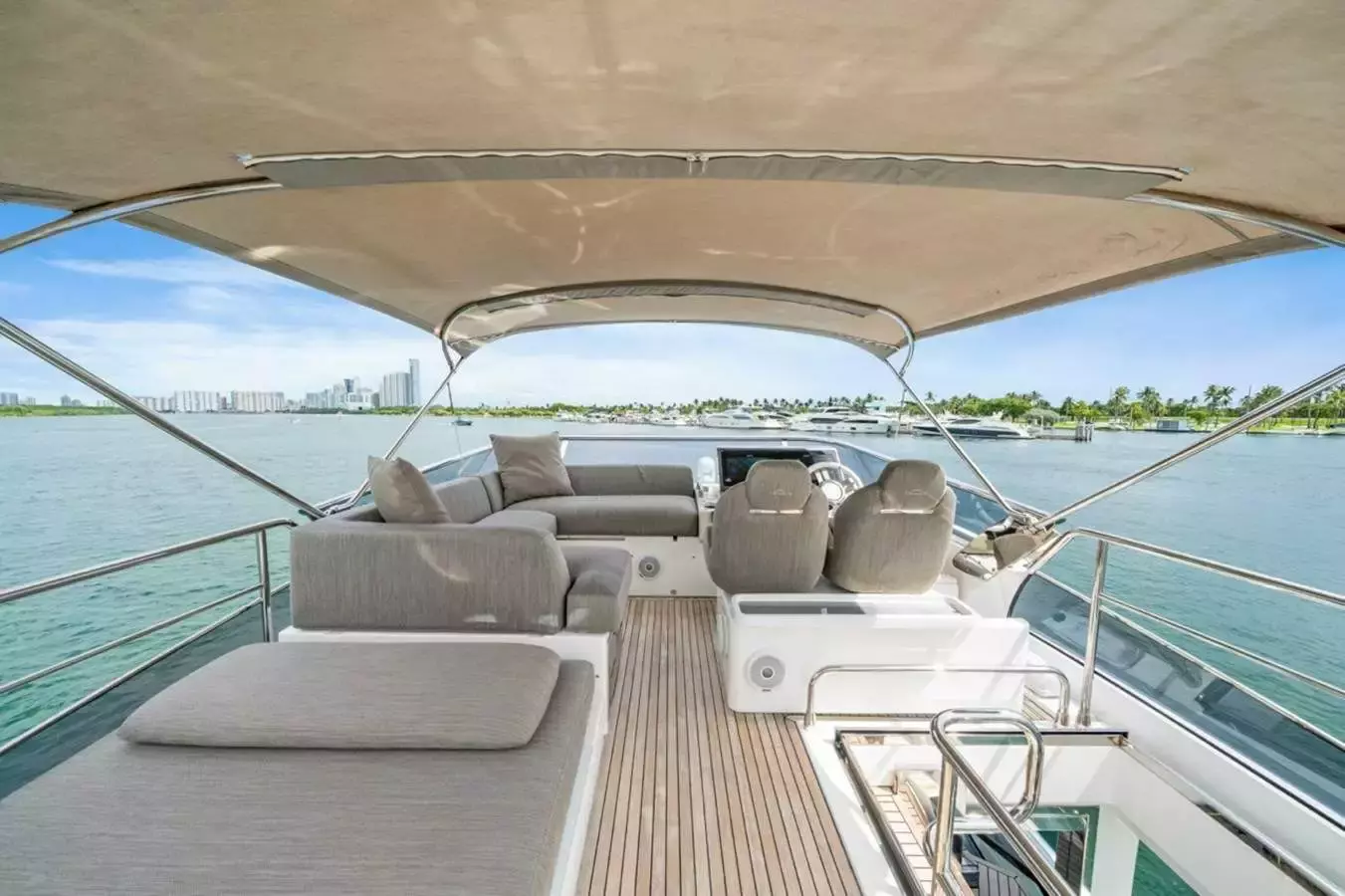 Water You Doing by Azimut – Private Motor Yacht Charter in Miami – Special Offer at Boatcrowd
